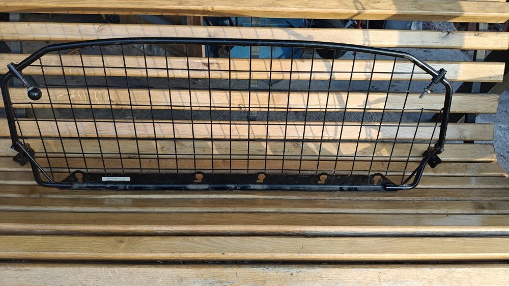 Перегородка багажника на мерседес 320