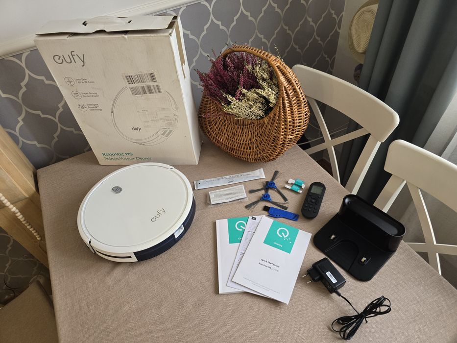 Jak NOWY Odkurzacz robot sprzątający podłogowy eufy RoboVac 11S