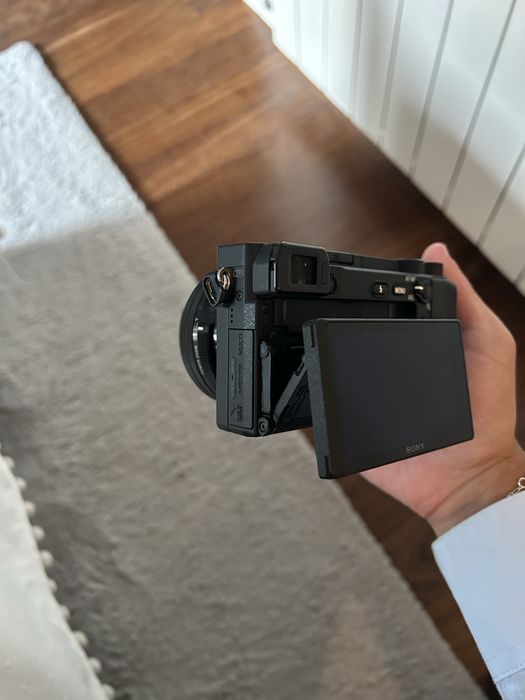 Sony Alpha A6400 + Objetiva 16-50mm OSS | Como Nova | Caixa e Acessórios