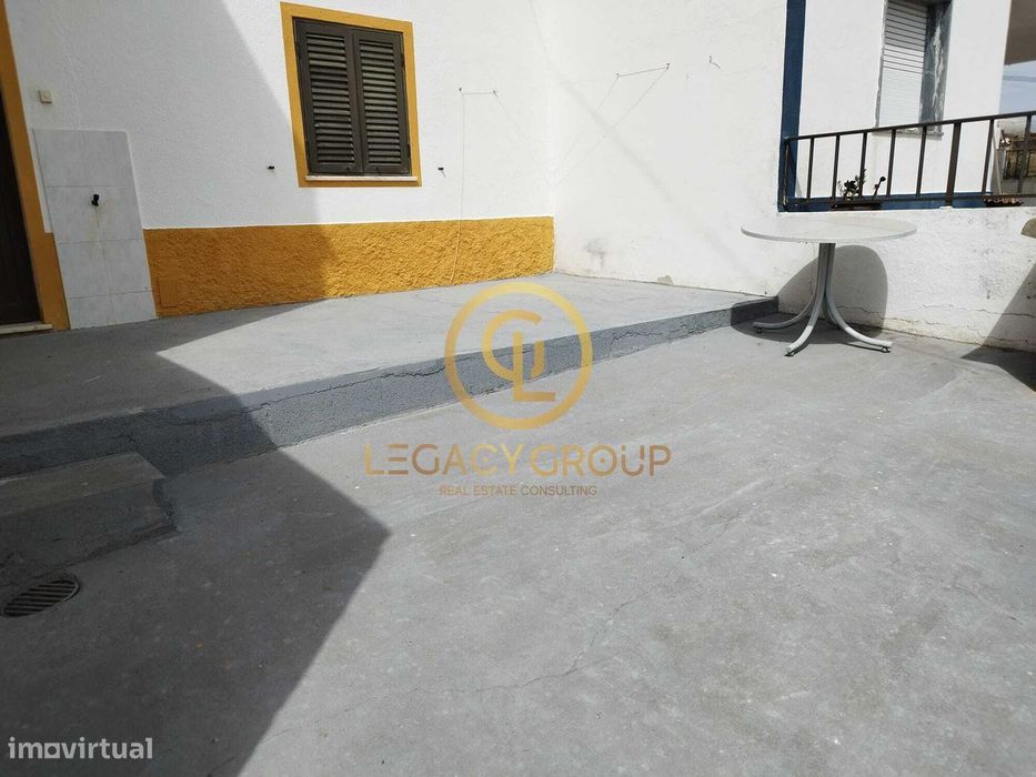 Moradia T2 Com Terreno De 829M2 Em Vendinha, Évora