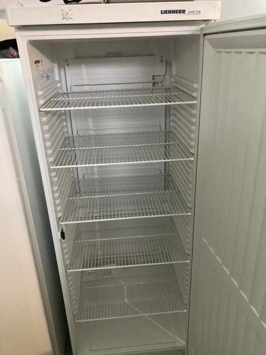 Промисловий холодильник Liebherr FKS 3600