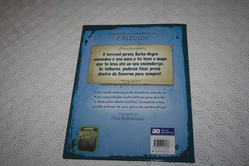 [] A Caverna das Pistas de David Glover