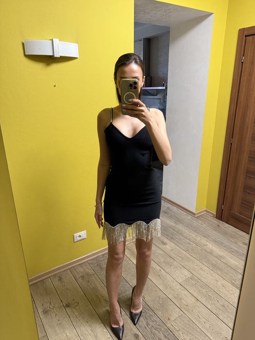Платье в стразах …
