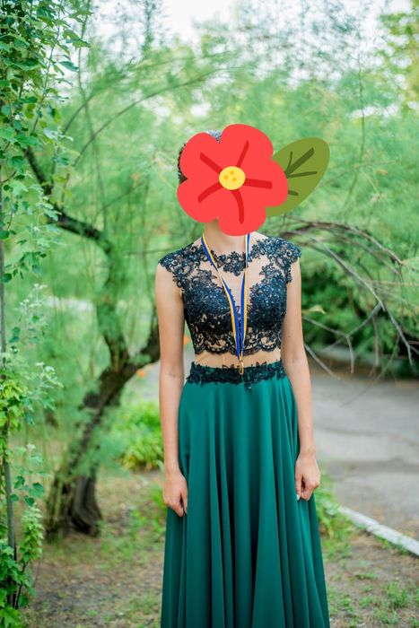 Продаю вечірню сукню