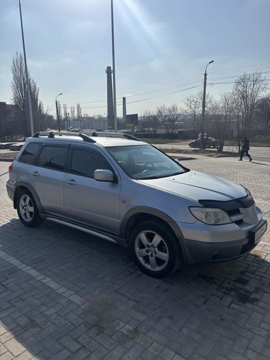 Mitsubishi Outlander / міцубісі аутлендер