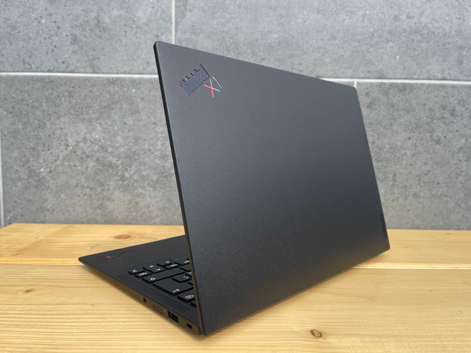 Сенсорний Lenovo ThinkPad X1 Carbon G9/i7-1185G7/16Gb/512Gb/14" 16:10