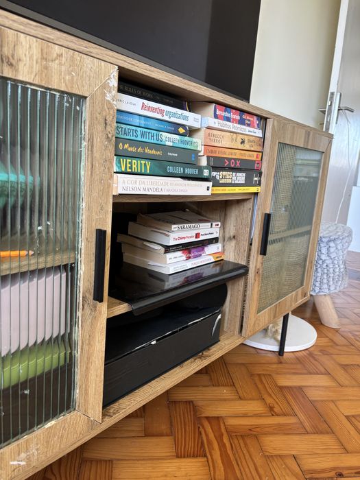 Movel tv Ralik Sklum madeira