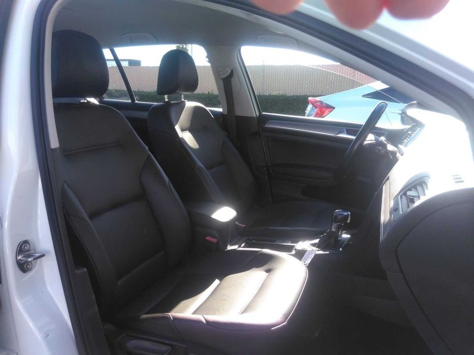 2016 Volkswagen e-Golf SEL Ціла авто США Гольф