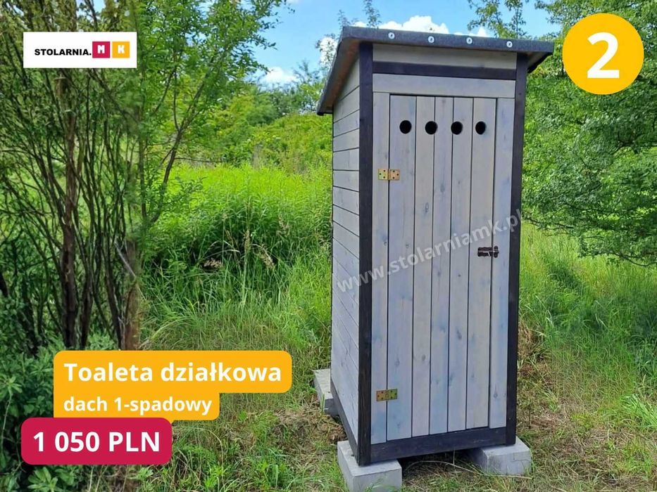 Wychodki z dachem dwu spadowym