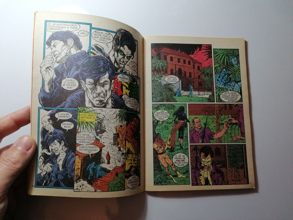 Liga da Justiça e Batman 14