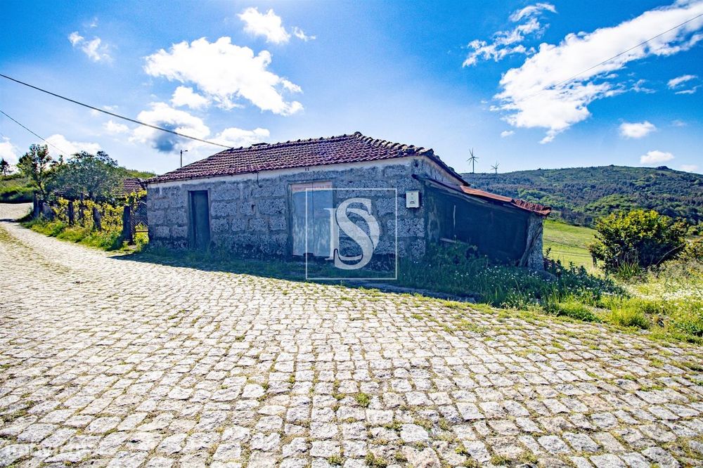Moradia para Restaurar T1 Venda em Loivos do Monte,Baião