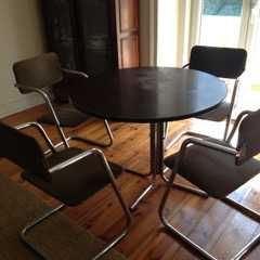 Mesa e 4 cadeiras vintage