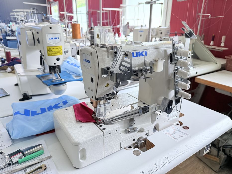 Maszyna do szycia Lamowarka-Renderka Juki MF-7523 Nówka 230V FV23%