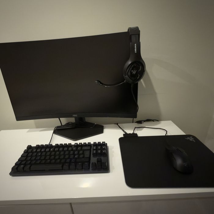 Stup gamer(monitor nao incluido)