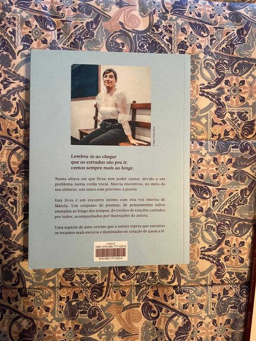 Livro Márcia 'as estradas são para ir'