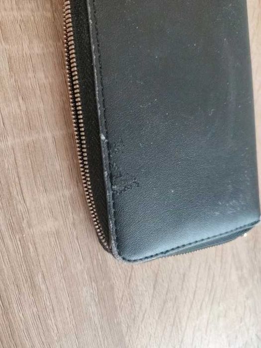 Portfel Calvin Klein czarny z białym napisem