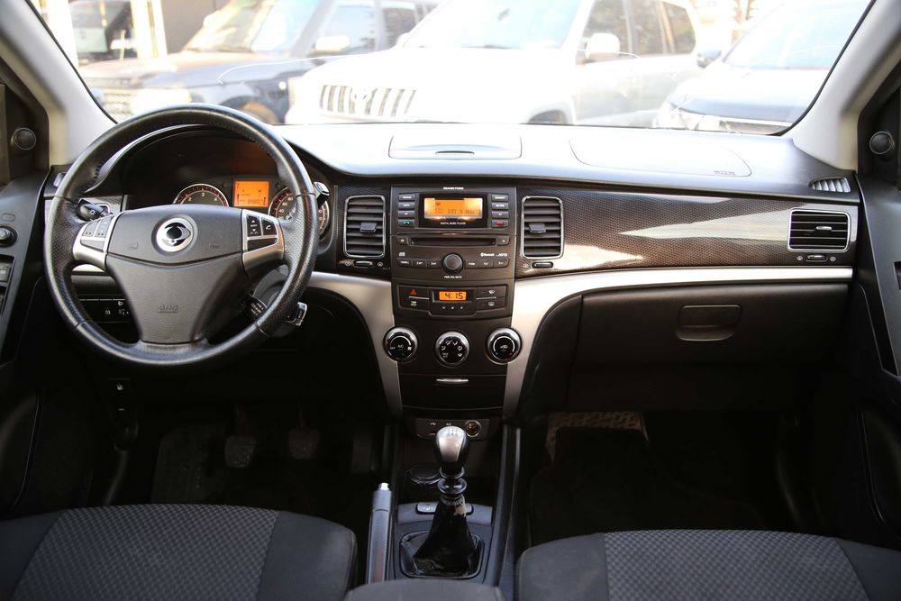 автомобиль Ssangyong Korando