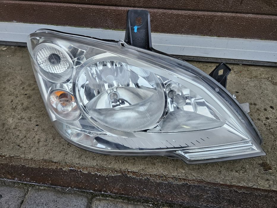 Фара права Mercedes Vito 639 2010-2014р.