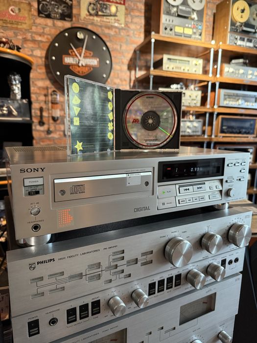 Retrospekcja Sony CDP-501 Kolekcjonerski stan . Made in Japan