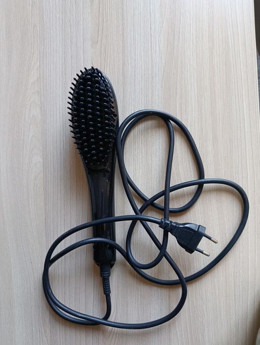 Гребінець електричний для укладки волосся. Новий