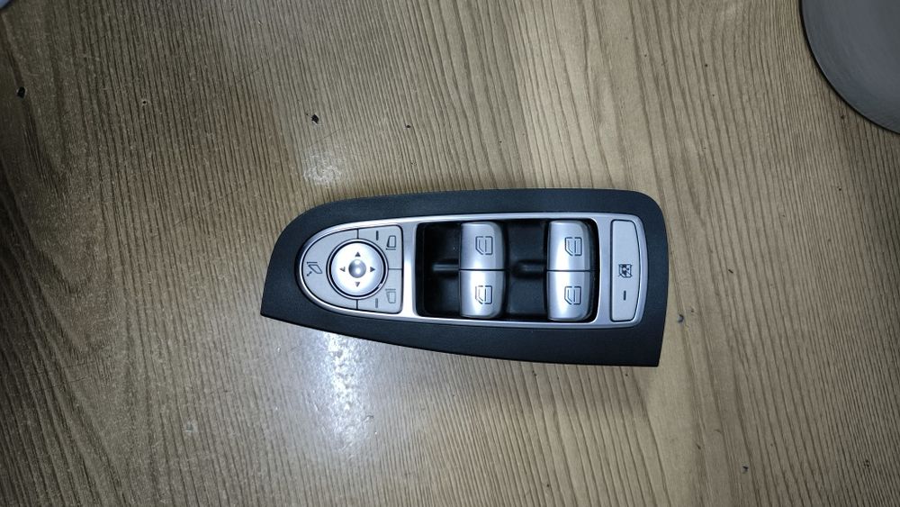 Botões dos vidros elétricos de Mercedes C W 205
