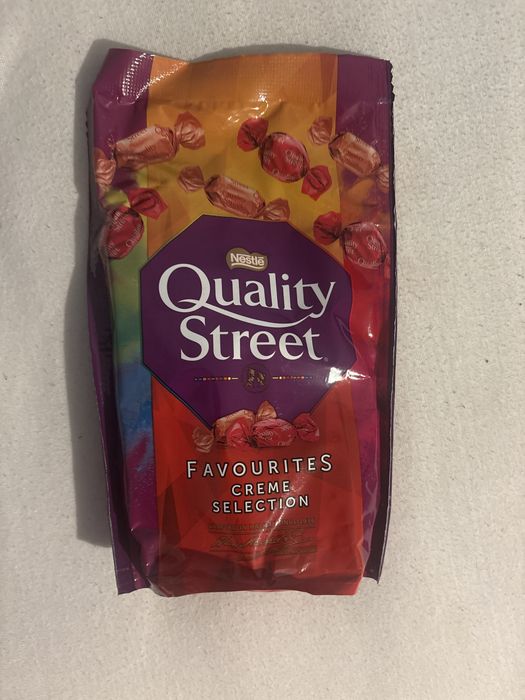 Quality street creme selection 281 g orgyginallne cukierki