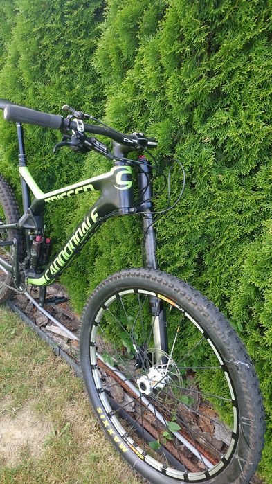 Cannondale trigger team carbon L