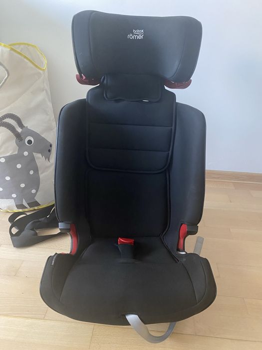 Fotelik samochodowy Britax Romer advansafix IV R 9-36kg