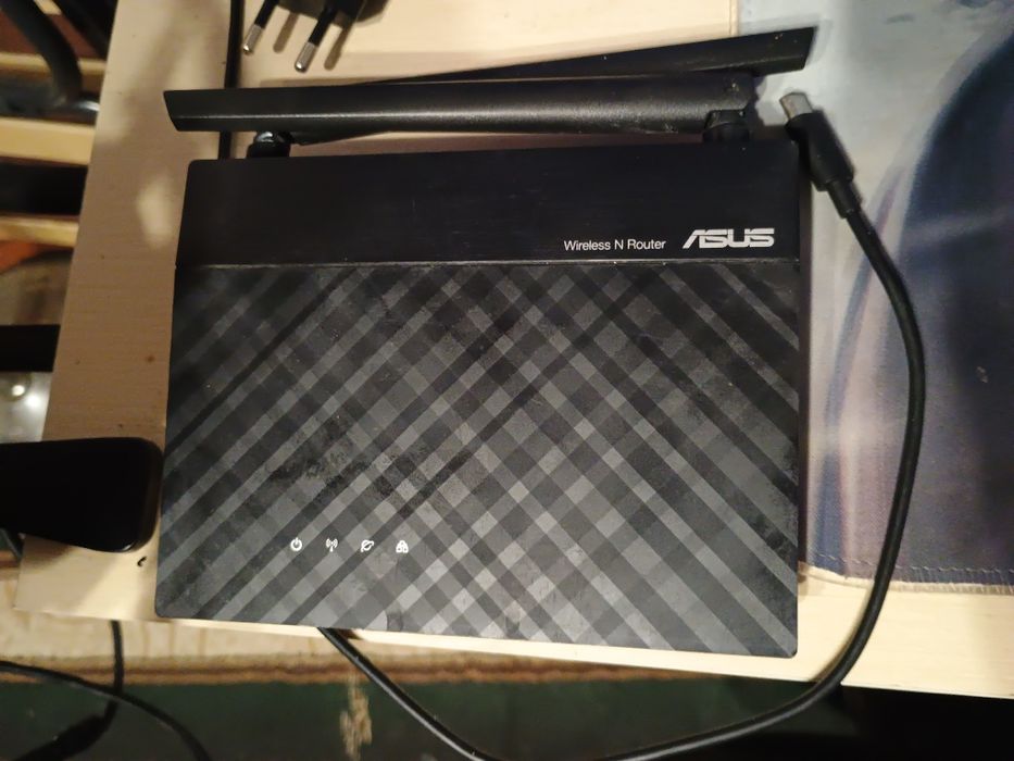 Роутер Asus RT-N12E C1