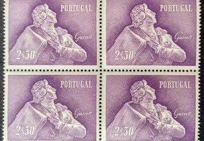Quadra de selos novos de 2$30 - Almeida Garrett - 1957