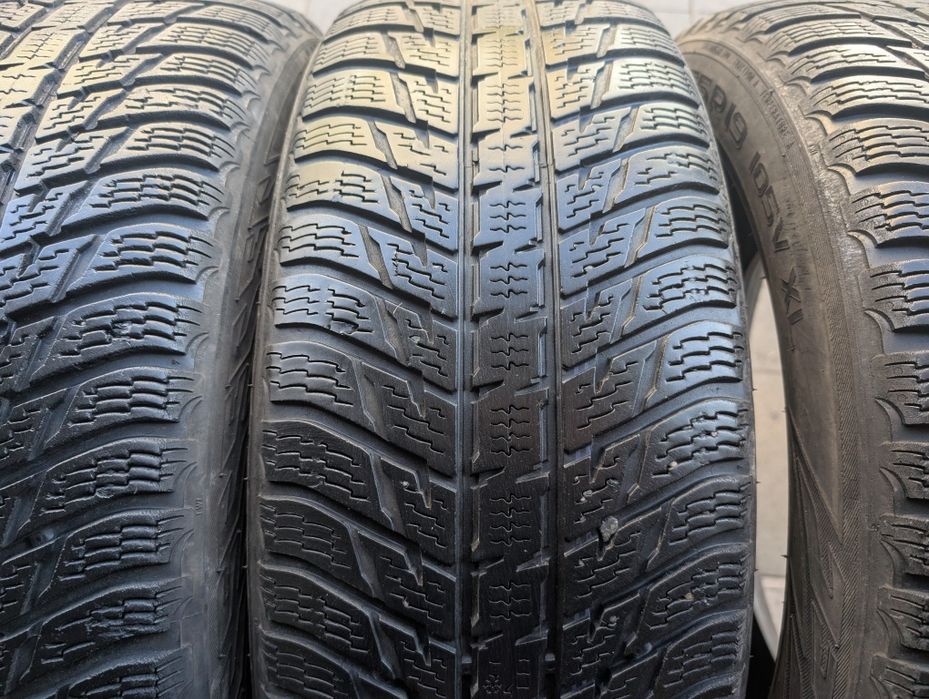 Зимняя резина 235/55 R19 Nokian Wrsuv3