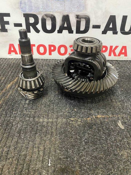 Головна пара Nissan Pathfinder R51 конічна пара планетарка ніссан