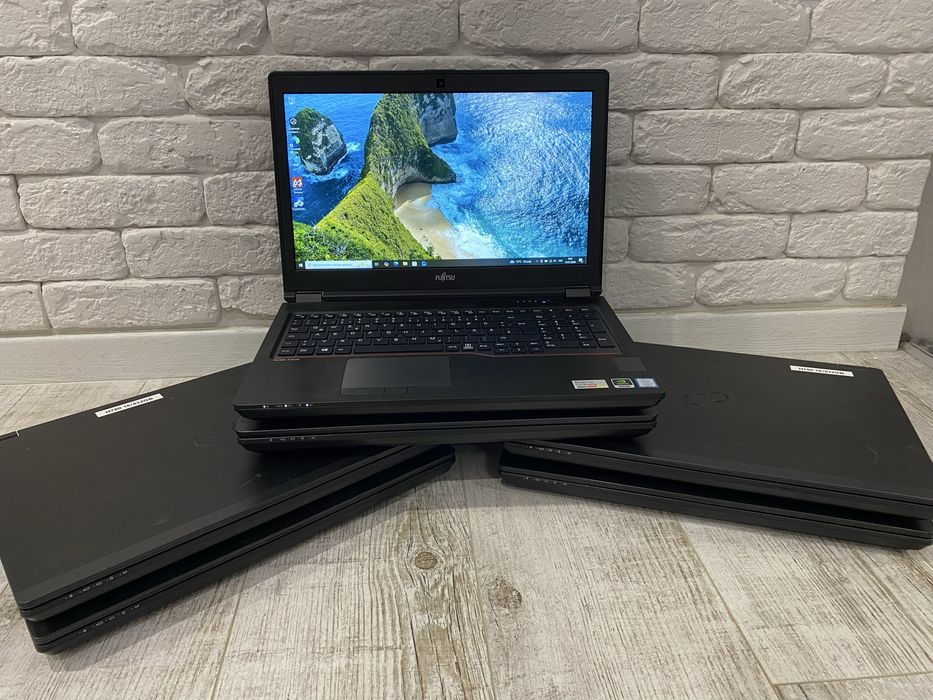 Ноутбук Fujitsu Celsius H780 i7-8750H/16DDR4/512SSD/Nvidia P600 4Gb