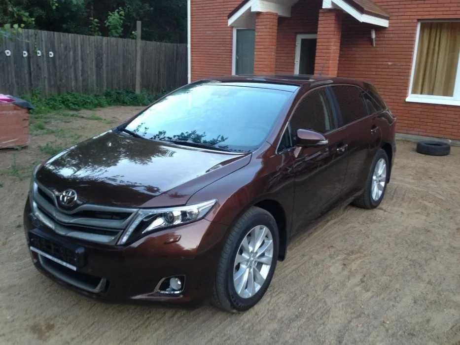 Toyota Venza  2009-2014 лючок бензобака