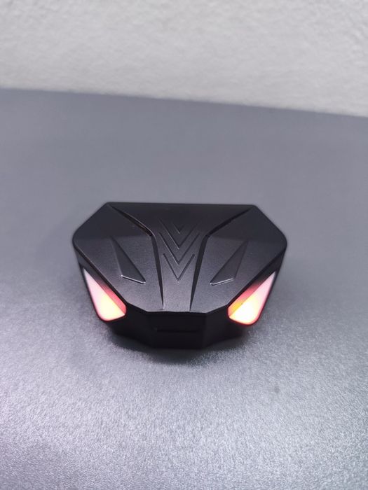 Fones de ouvido TWS com LED's nunca usado
