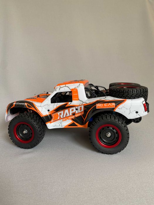 Швидкісна машинка на радіокеруванні JJRC Q130В