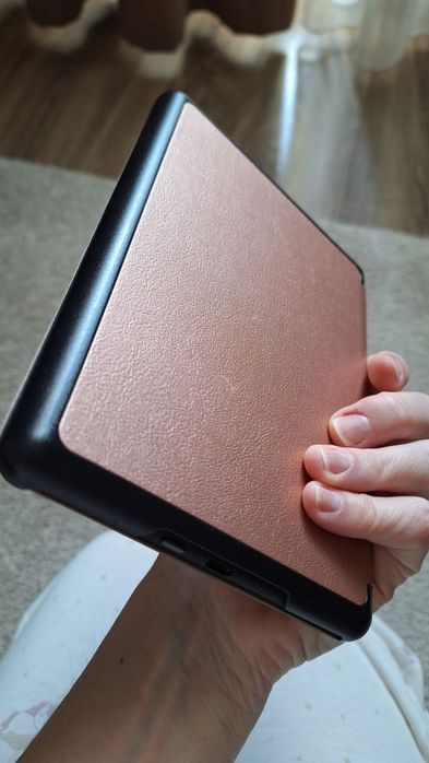 Електронна книга Kindle+чохол в подарунок