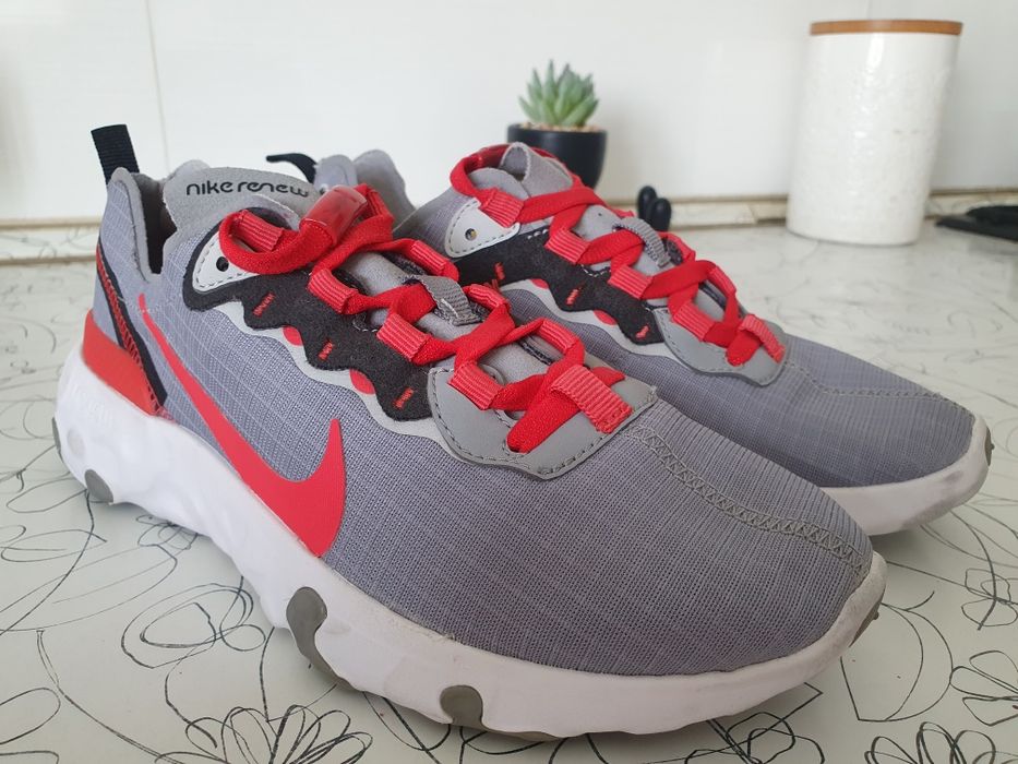 Кросівки жіночі Nike renew react 22.5см стан нових 35.5 розмір like new