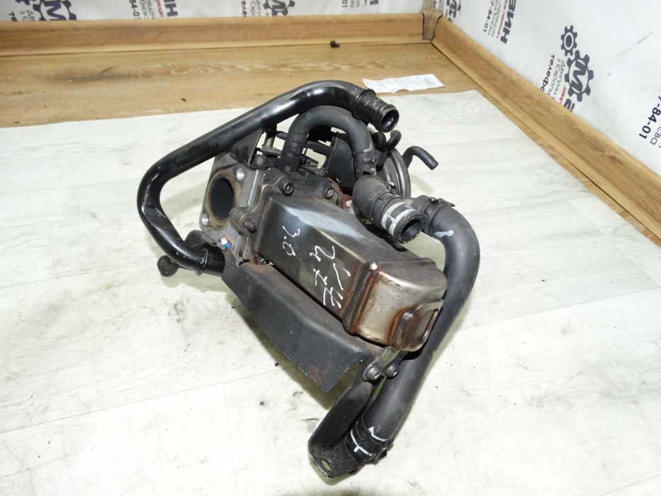 Б/в Клапан EGR  059131121C Audi A4 A6 A8 VW Touareg Phaeton 3.0 TDI V6