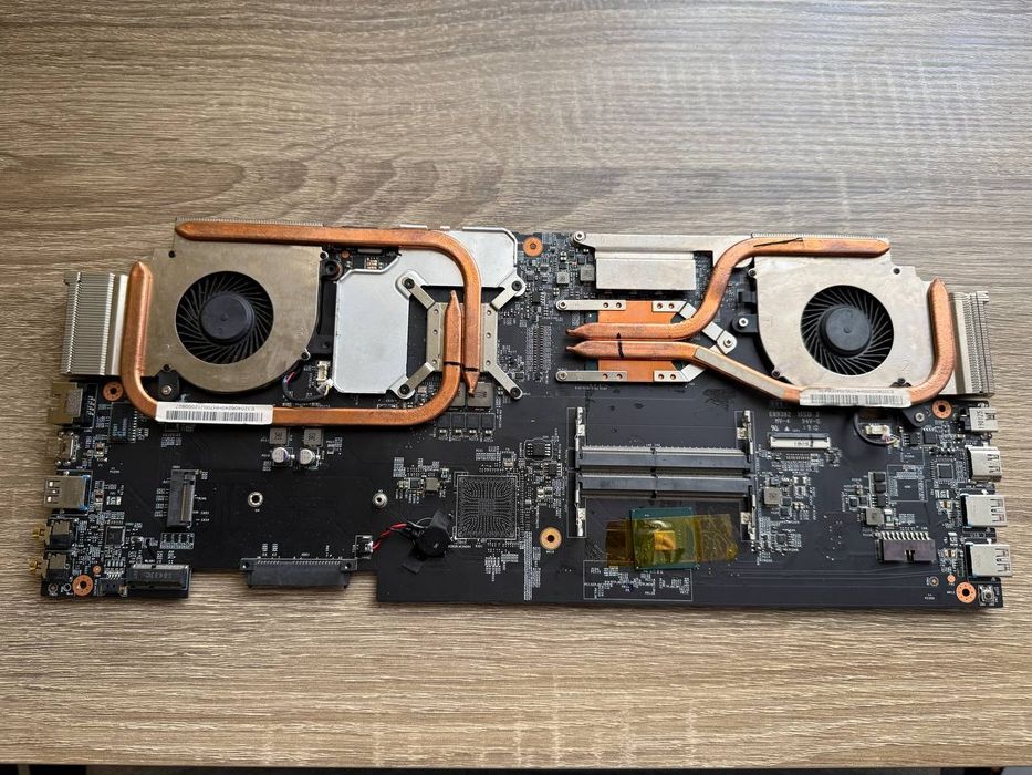 Плата до Msi gf75 thin 8 rd під відновлення