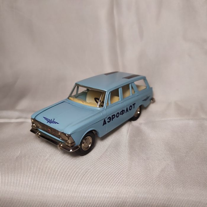 Модель авто Москвич-426 А3