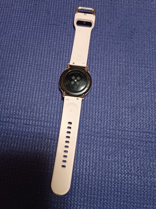 Смарт часы Samsung SM-R500 под ремонт.