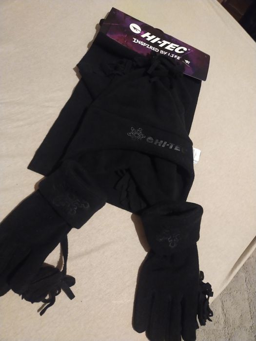 Polarowy komplet czapka, szalik i rękawiczki