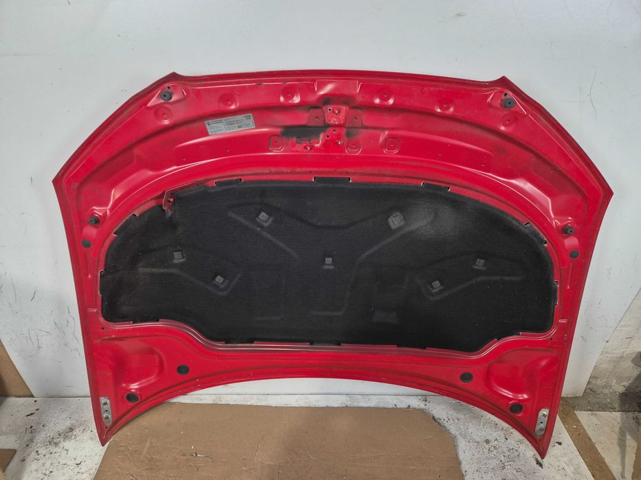 Audi A3 8P lift maska pokrywa silnika.