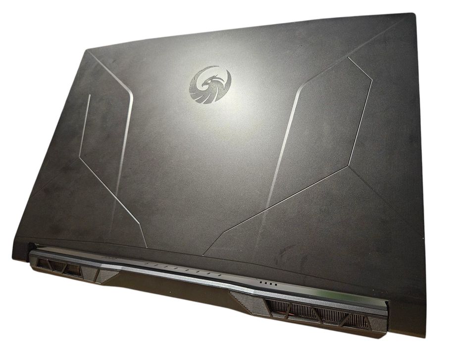 Laptop gamingowy MSI Bravo RTX 4060 Ryzen 7 SSD 1TB RAM 16GB
