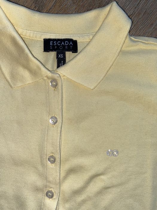 Polo da Escada amarelo