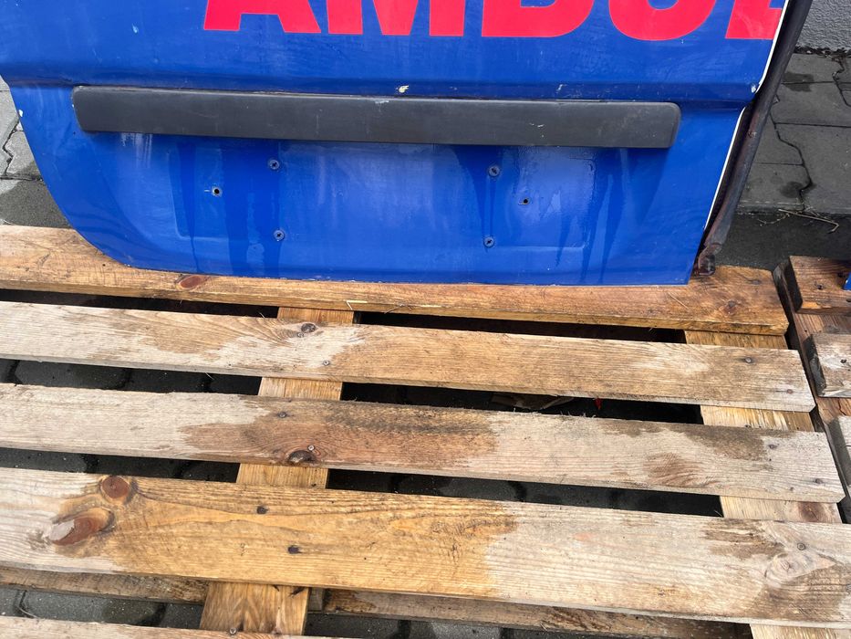 Komplet Drzwi Tylnych Mercedes Sprinter W906 KPA2565-07