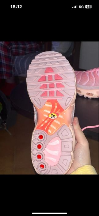 Pink Nike TN Air Max Plus