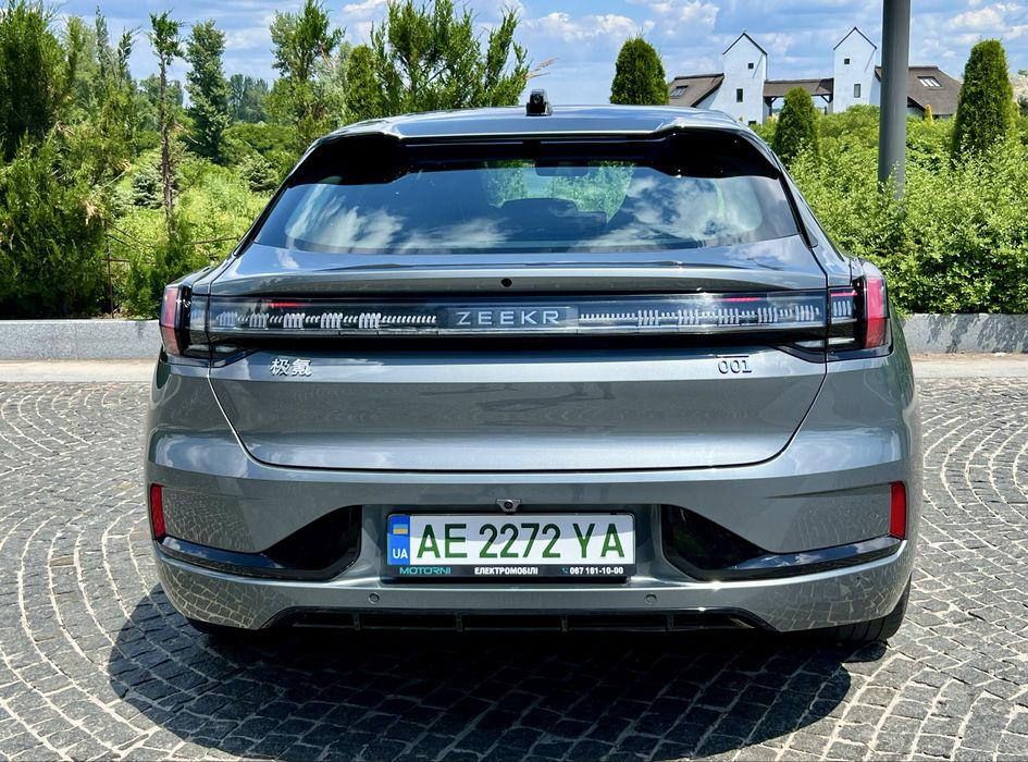 Zeekr 001 AWD 100 кw  2024