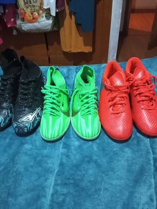 Chuteiras de futebol/futsal